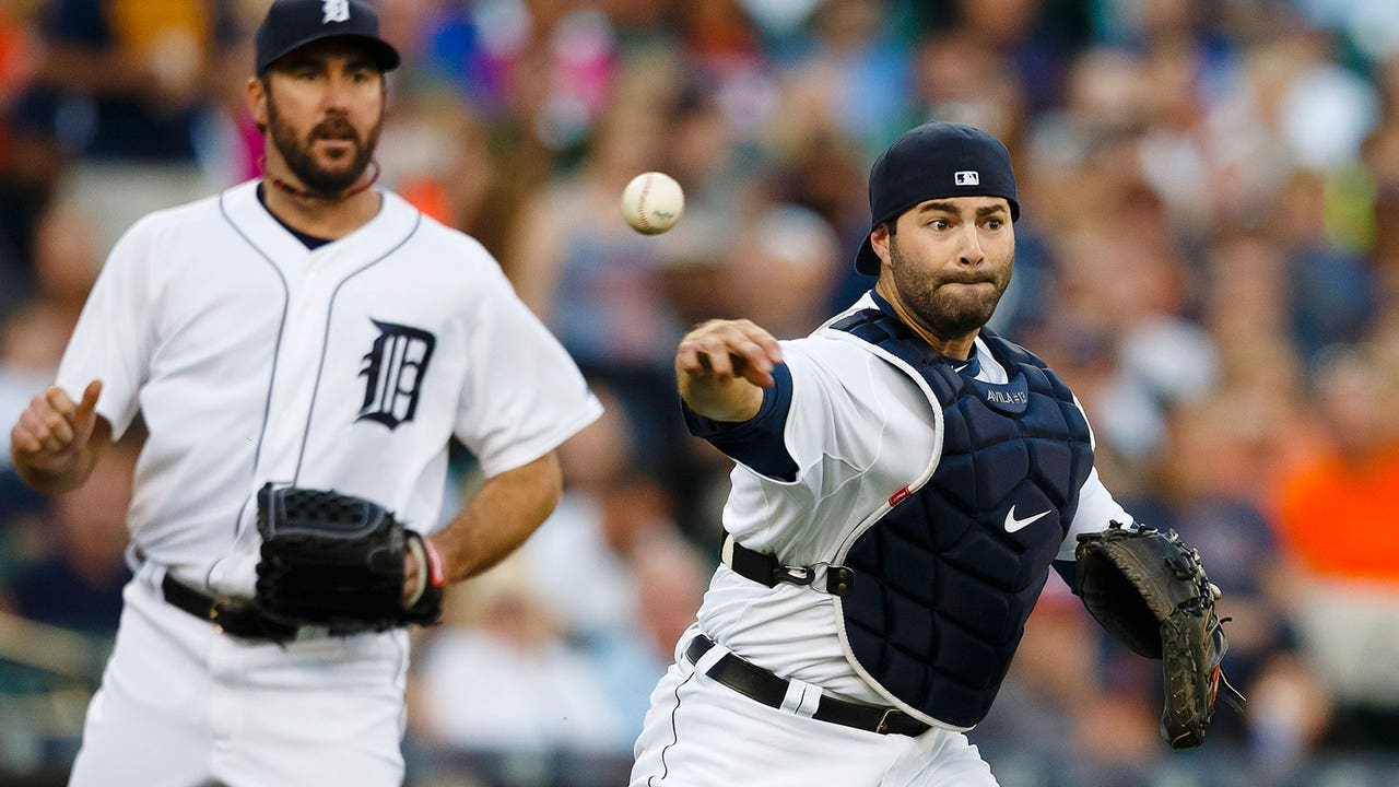 No run support for Tigers' Verlander in 2-0 loss to Rangers